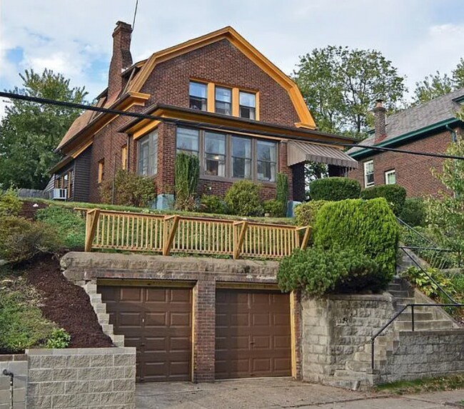 6427 Nicholson St Rentals in Pittsburgh, PA