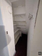 335 Jerome St, Unit 1 in Brooklyn, NY - Foto de edificio - Building Photo