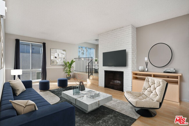 property at 953 4th St