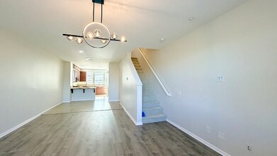 89 Via Sovana in Santee, CA - Building Photo - Building Photo