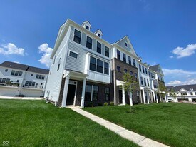 10947 Belgian Ln in Zionsville, IN - Building Photo