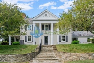 129 South Dr in Pittsburgh, PA - Building Photo - Building Photo