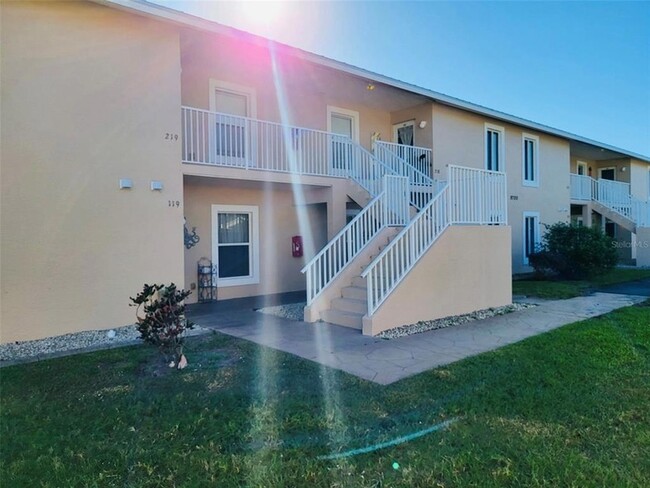 9700 Fiddlers Green Cir, Unit 219 in Rotonda West, FL - Building Photo - Building Photo