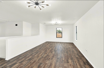 2219 Sundrop Bay in San Antonio, TX - Building Photo - Building Photo