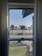 2524 Avenue Q 1/2, Unit Hemisphere Dreamer in Galveston, TX - Building Photo - Building Photo