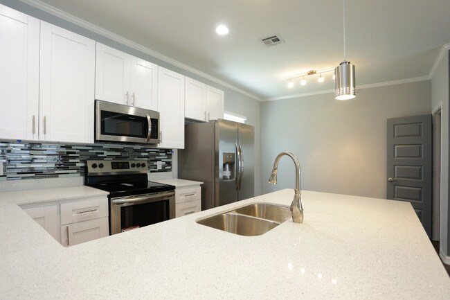 Raystone Apartment Homes in Bay City, TX - Foto de edificio - Interior Photo