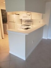 2802 Sarento Pl, Unit 202 in Palm Beach Gardens, FL - Building Photo - Building Photo