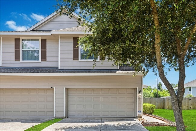 property at 2951 Hackamore Hollow Ln