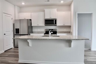 102 Fremont Ln in Pooler, GA - Building Photo - Building Photo
