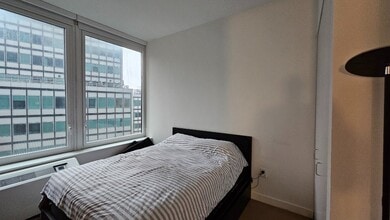 15 Platt St, Unit 1203 in New York, NY - Building Photo - Building Photo