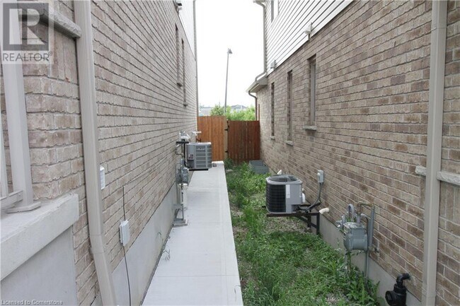 473 Avens St in Waterloo, ON - Building Photo - Building Photo