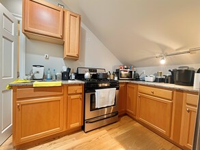 21 Chestnut Hill Ave, Unit 3 in Boston, MA - Building Photo - Building Photo