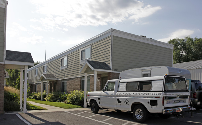 Birch Estates in Salt Lake City, UT - Foto de edificio - Building Photo