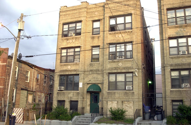 77 Bergen Ave in Jersey City, NJ - Building Photo - Building Photo