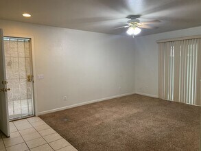 607 E Monte Vista Ave in Vacaville, CA - Building Photo - Building Photo