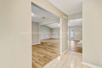 10855 Mandarin Station Dr W in Jacksonville, FL - Building Photo - Building Photo