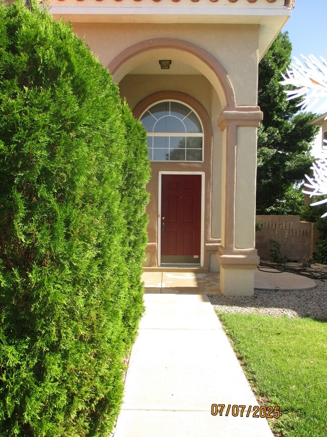 7324 Peregrine Rd NE in Albuquerque, NM - Foto de edificio - Building Photo