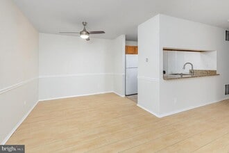 1825 The Woods II in Cherry Hill, NJ - Building Photo - Building Photo