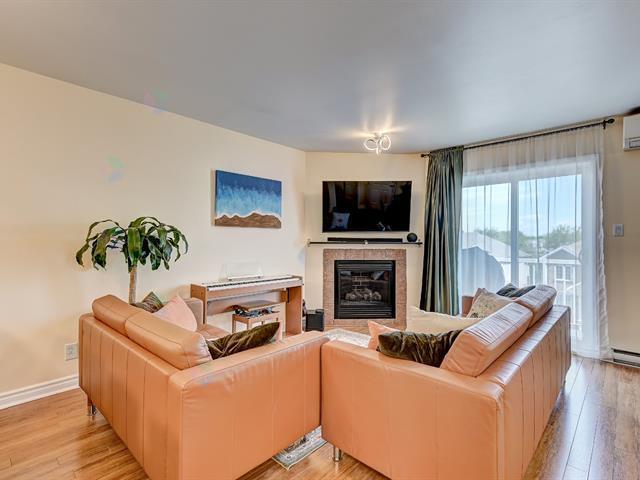 2465 D'avignon Rue in Brossard, QC - Building Photo