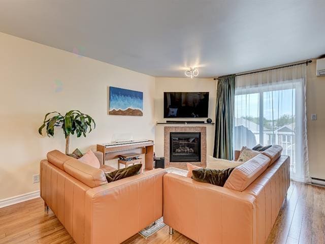 property at 2465 D'avignon Rue