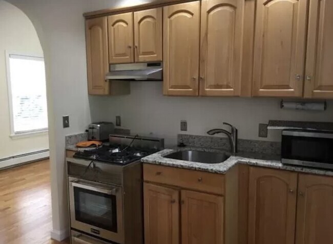 149 Perkins St, Unit 2