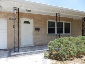 3301 52nd Way N in St. Petersburg, FL - Building Photo - Building Photo