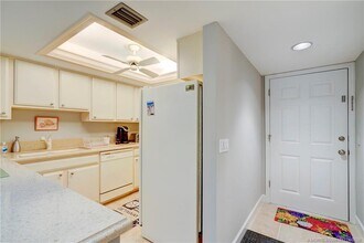 390 NE Edgewater Dr in Stuart, FL - Building Photo - Building Photo