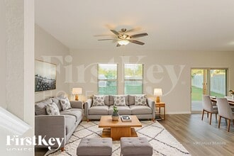 13403 Summer Light, Unit 1032 in Saint Hedwig, TX - Foto de edificio - Building Photo