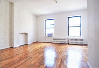 140 W 113th St, Unit 3C in New York, NY - Building Photo - Building Photo