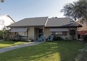920 S Park Cor in Anaheim, CA - Building Photo