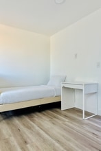 215 E 29th St in Los Angeles, CA - Building Photo - Building Photo