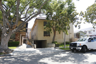 610 N Isabel St Apartments