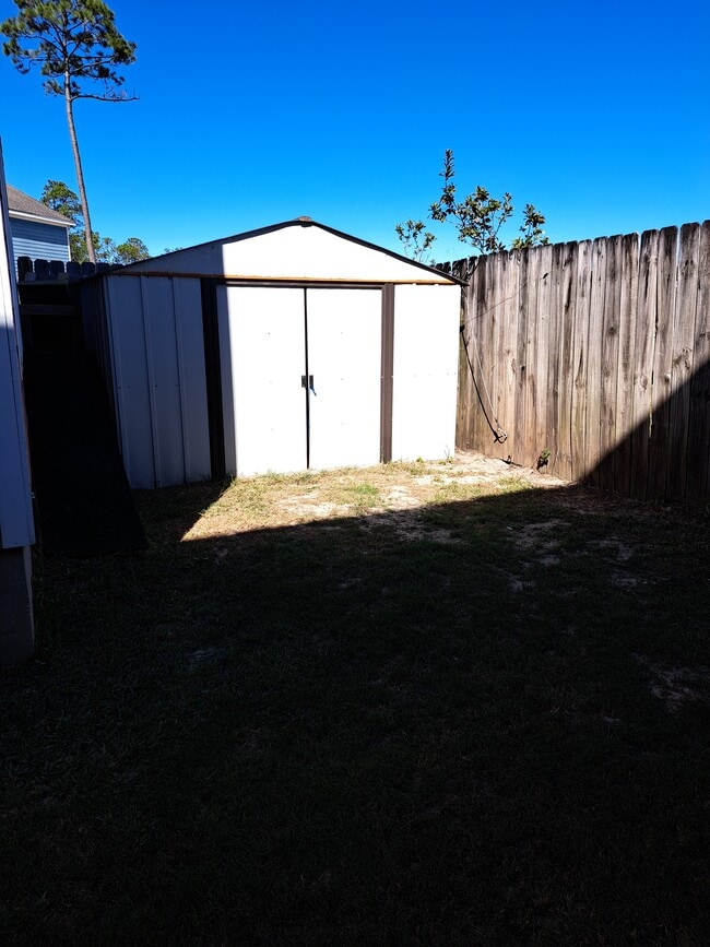 2500 Gladiolus St in Ocean Springs, MS - Building Photo - Building Photo