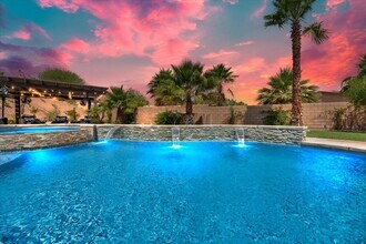 73649 Dali court in Palm Desert, CA - Building Photo - Building Photo