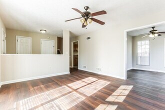 6000 Brookside Ln SE in Mableton, GA - Building Photo - Building Photo