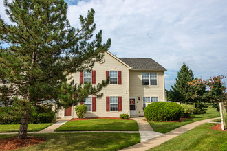 The Village at Appian Way in Gahanna, OH - Foto de edificio - Building Photo