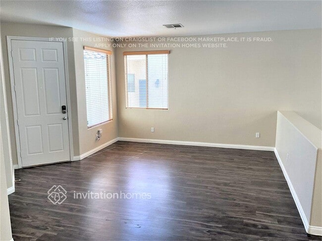 9149 Dorrell Ln in Las Vegas, NV - Building Photo - Building Photo