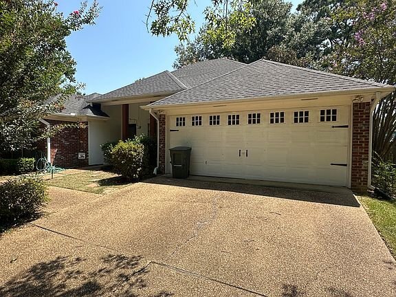 property at 211 Clark Farms Rd