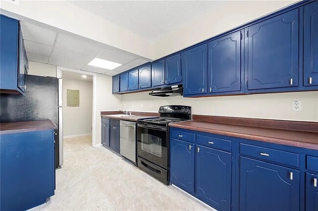 property at 3184 Nectarine Cir