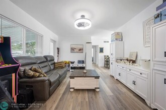2626 Garfield St in Hollywood, FL - Building Photo - Building Photo