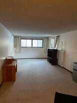 2639 Skyview Ct in Stillwater, MN - Building Photo