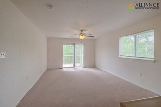 1413 Sundance Dr in Manhattan, KS - Building Photo - Building Photo