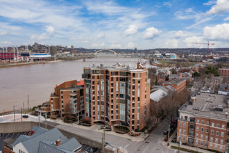 Riverside Place in Covington, KY - Building Photo - Building Photo