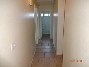 1045 W Newgrove St in Lancaster, CA - Building Photo - Building Photo