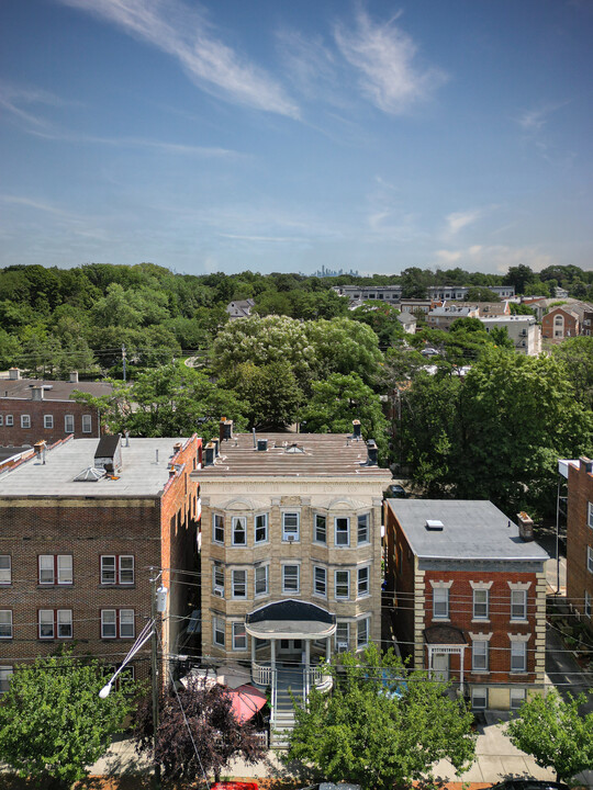 91 Pine St in Montclair, NJ - Building Photo