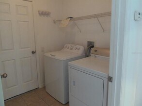 1388 Wise Dr in North Port, FL - Building Photo - Building Photo