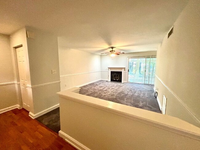 57 Doranne Ct in Smyrna, GA - Foto de edificio - Building Photo