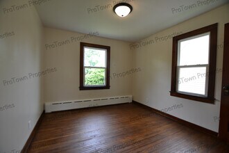 1314 Kinsey Ave in Joliet, IL - Foto de edificio - Building Photo