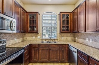 1924 Lantana Ln in Irving, TX - Building Photo - Building Photo