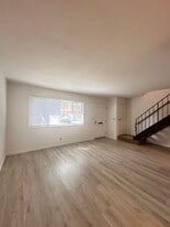 2084 Alta Loma St in Davis, CA - Building Photo